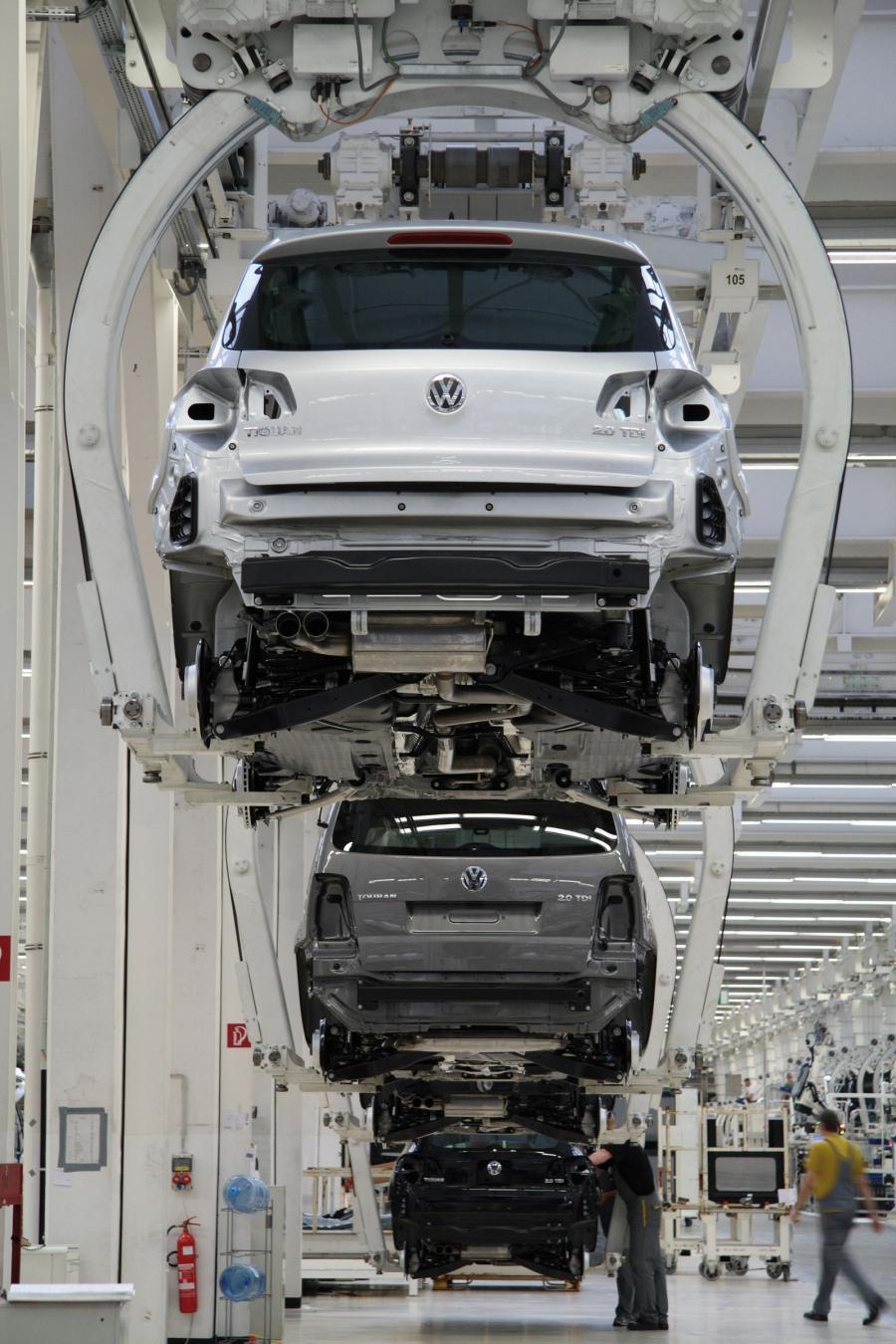  Volkswagen Tiguan 2008 года  (фото 4 из 118)